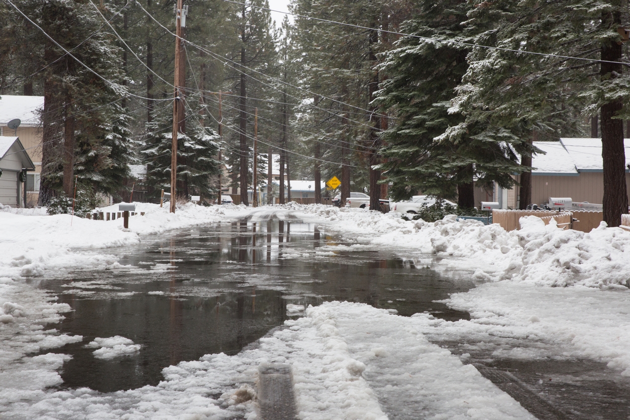 What to Do if Your Basement Floods After a Winter Storm  